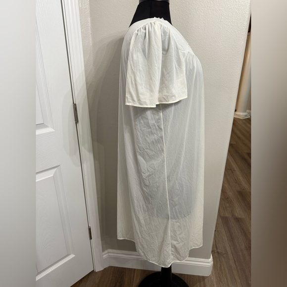 Vintage Vanity Fair Long Night Gown Ivory Cream Pajama Size Medium Rosette USA - Picture 3 of 7